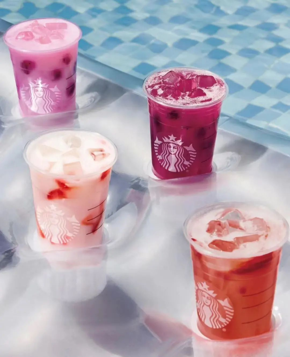 中国星巴克上架Pink Drink第一天网友吐槽？粉粉生咖好喝有咖啡吗？