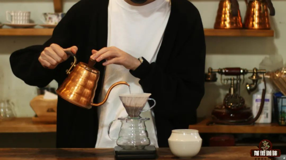 天气降温了，手冲咖啡的冲煮要如何保证不被影响？