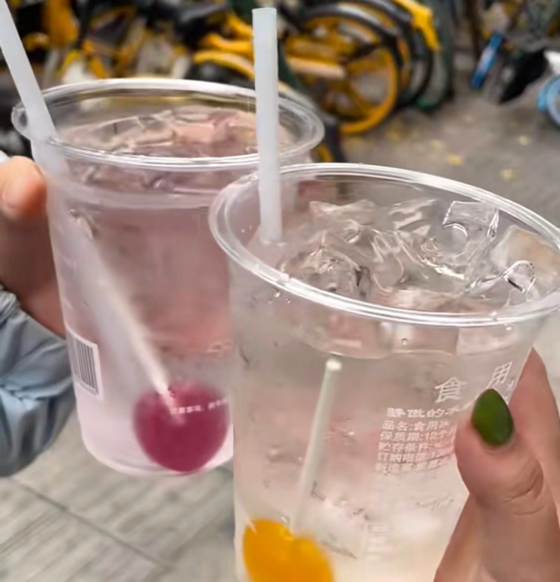 糖泡水成潮流饮品？！网友：吃点好的吧！