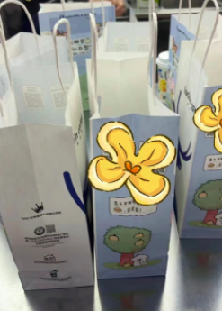 退单无门！消费者喊瑞幸公示门店电话