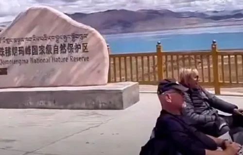 吐槽珠峰咖啡太贵，老板“回怼”了！