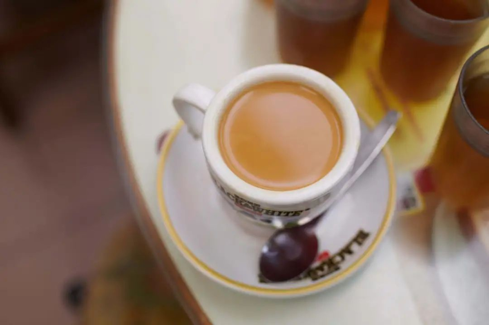 鸳鸯咖啡的历史故事由来：为什么喝了鸳鸯奶茶睡不着？