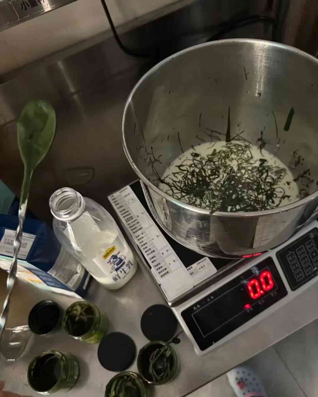 员工破防！古茗开心果奶盖成“早班噩梦”？