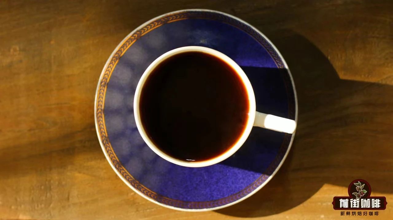 黑咖啡的英文是 Long Black还是Black Coffee？与Americano的区别