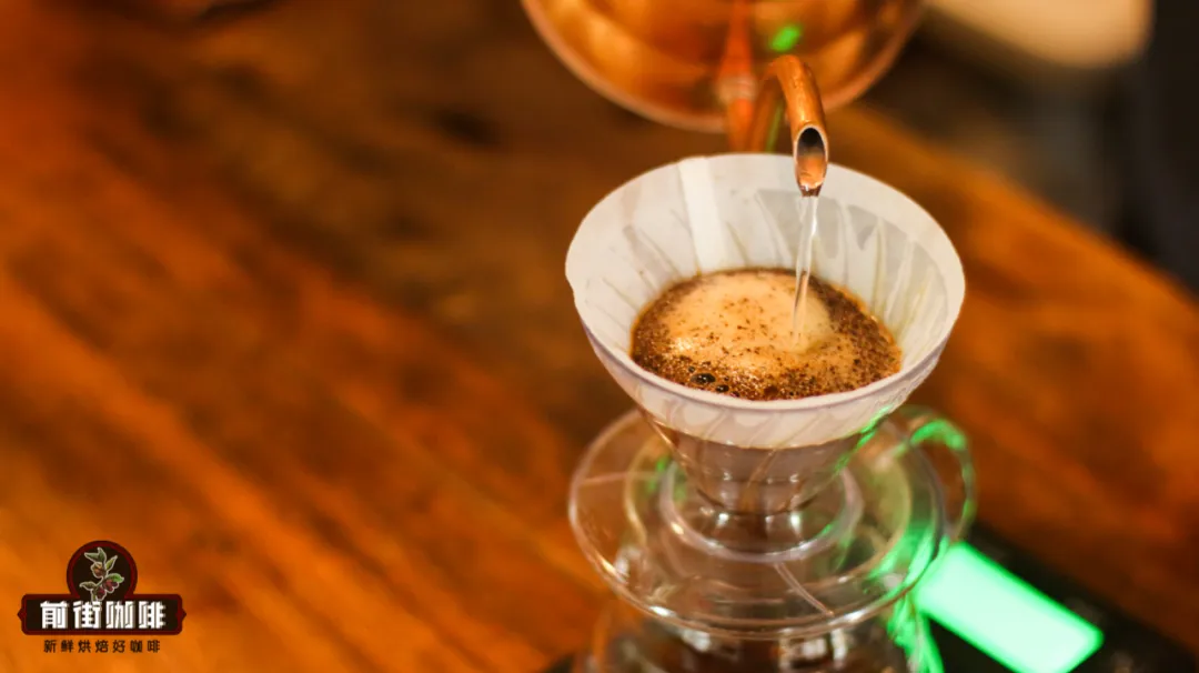 手冲咖啡绕圈方向怎么选？手冲咖啡要顺时针注水还是逆时针？手冲咖啡怎么转圈？