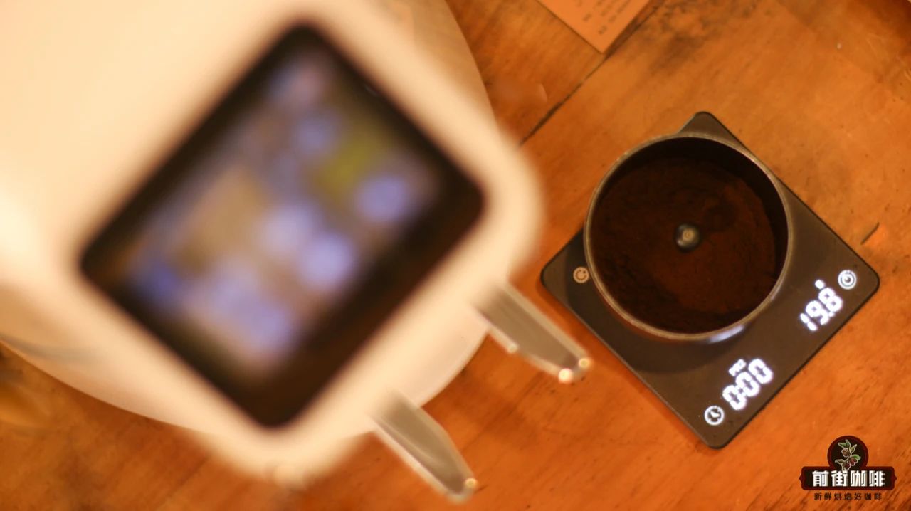 意式咖啡需要磨多细粗细刻度 入门意式咖啡机磨豆机调研磨度教程