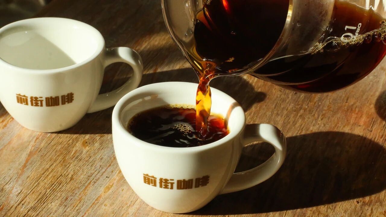 手冲咖啡为什么有焦苦味？冲煮印尼曼特宁巴西哥伦比亚咖啡用几度水温？