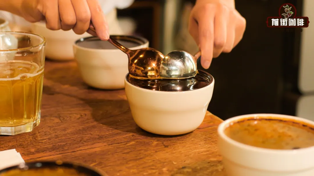 咖啡杯测的目的标准流程是什么？手冲咖啡和杯测制作方法流程有什么区别？