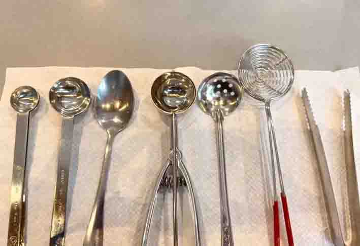 冰淇淋勺将重回吧台？！瑞幸员工：要搞雪顶咖啡？