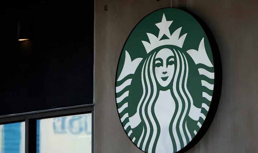 业绩喜忧参半！星巴克CEO年薪缩水4.5亿！