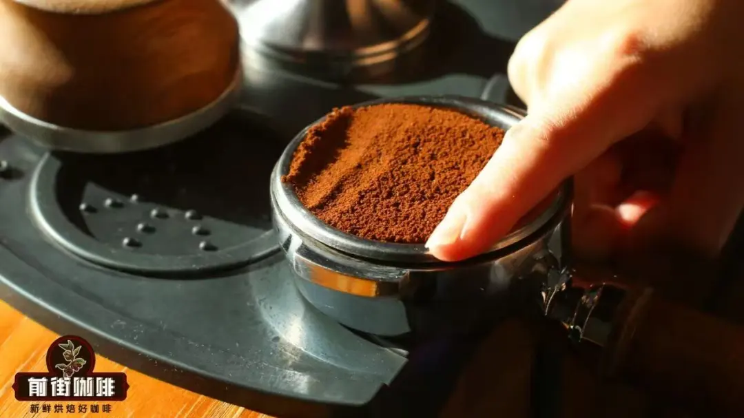 意式咖啡机的布粉针布粉器有必要买吗？为什么萃取浓缩咖啡要均匀布粉？