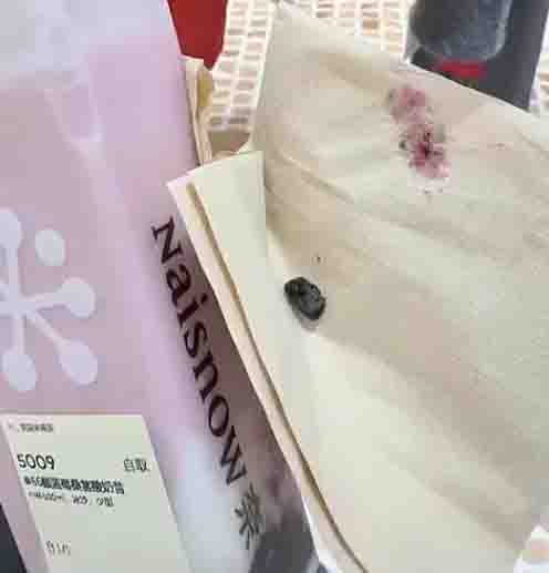 奈雪饮品喝出石头索赔被商家反咬一口？！