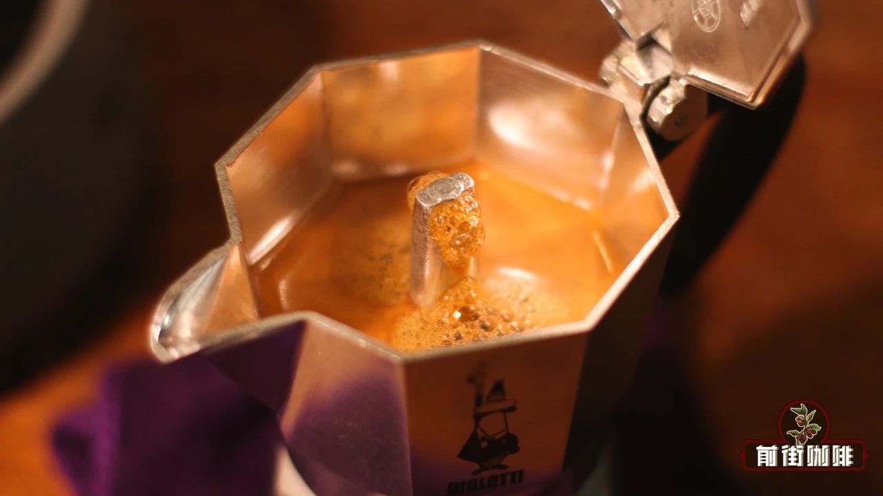 摩卡壶如何煮出丰厚的油脂 摩卡壶煮拿铁咖啡用拼配豆还是单品豆