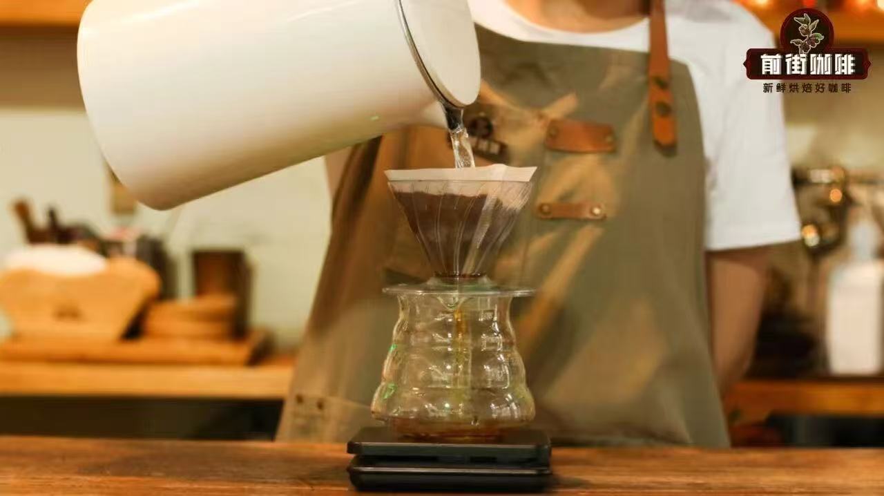 手冲咖啡壶和普通热水壶有什么区别？怎么用家用烧水壶冲咖啡？