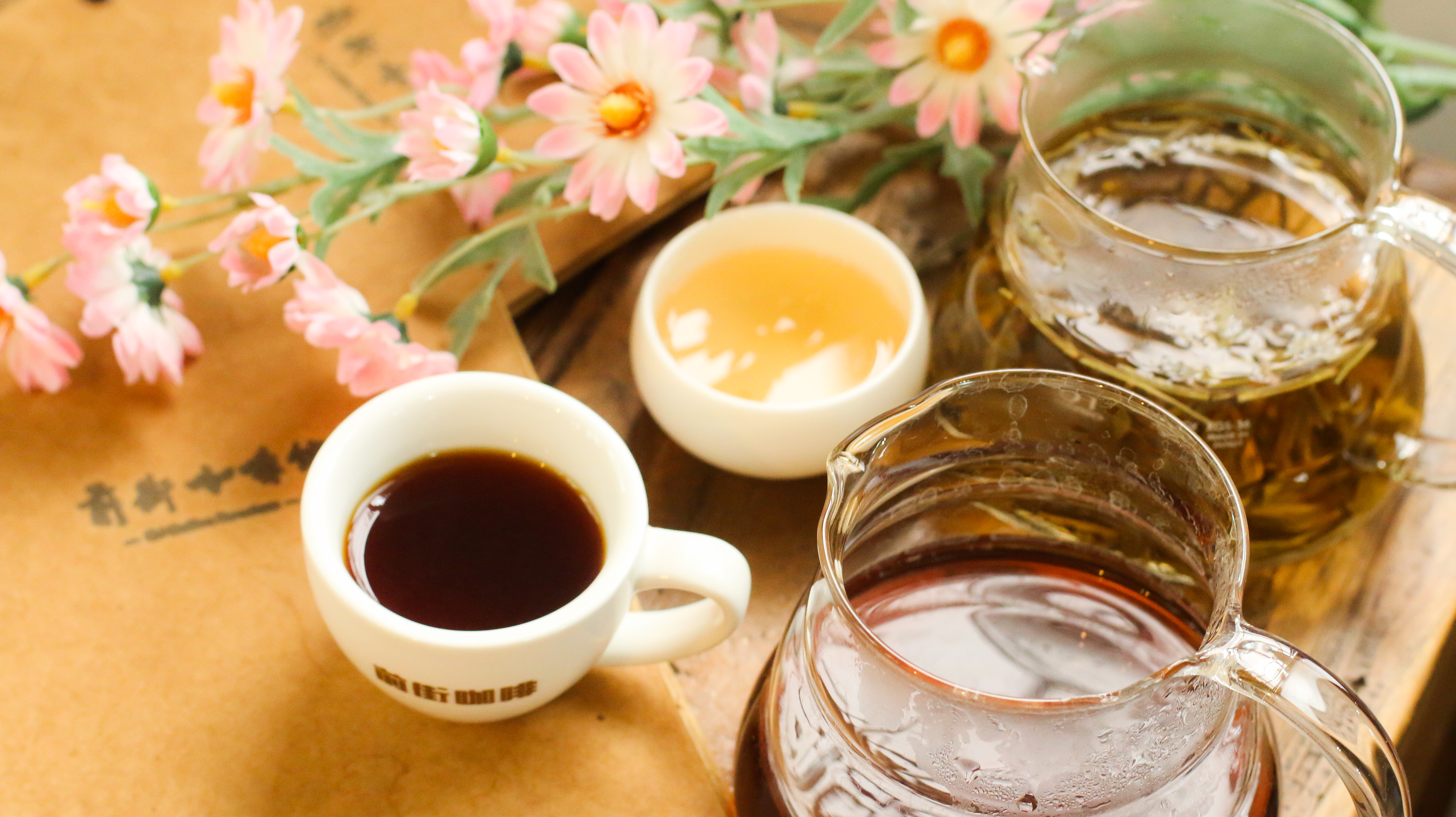 怎样喝出咖啡风味里的绿红茶香花香？浓郁茉莉花香咖啡豆推荐！