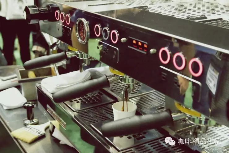 SCAA2015中的十大奢华咖啡机