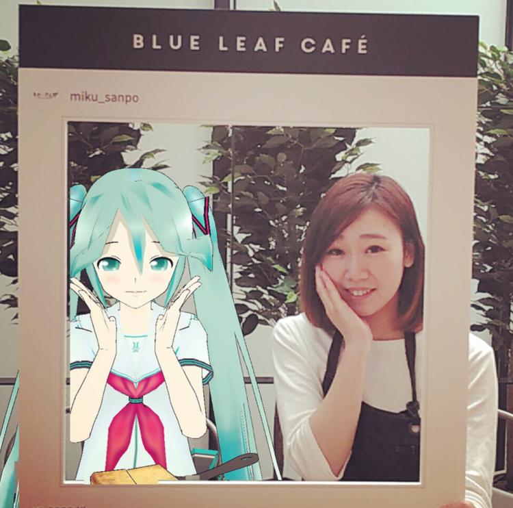这家咖啡馆能让你与初音未来在咖啡馆约会