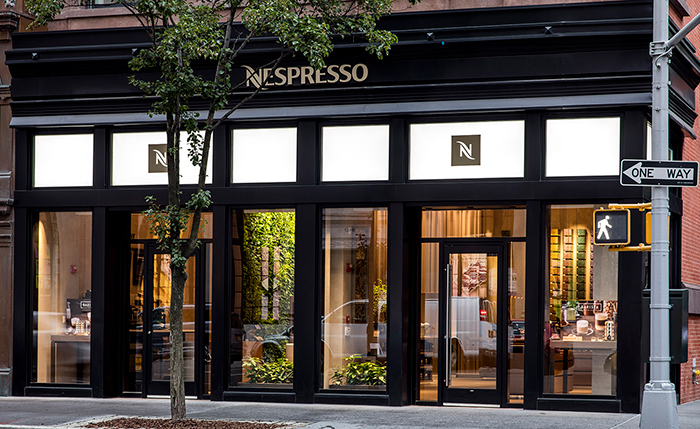 Nespresso在纽约开了间线下精品店，要用胶囊机抢占精品咖啡市场