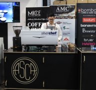 从背包客到咖啡师的翻转之路 学咖啡师要多少钱？不重要了～