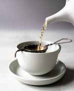 立顿伯爵红茶怎么样与川宁伯爵红茶有什么区别？伯爵红茶味怪怪的