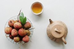 荔枝红茶是哪里生产的可以做奶茶吗？荔枝红茶为什么有荔枝味？